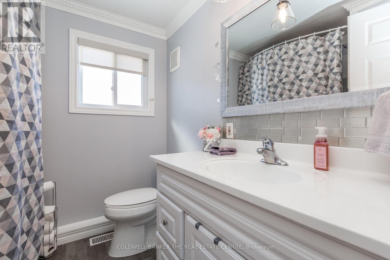 5 BROADWAY AVENUE - 15