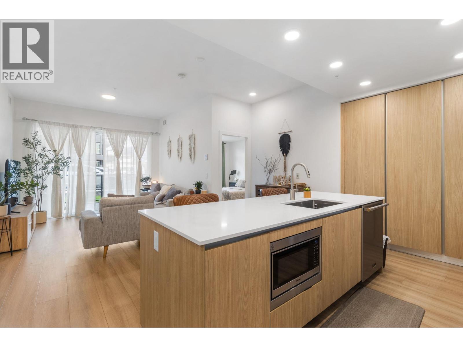 #101 2780 OLALLA ROAD - Image 3