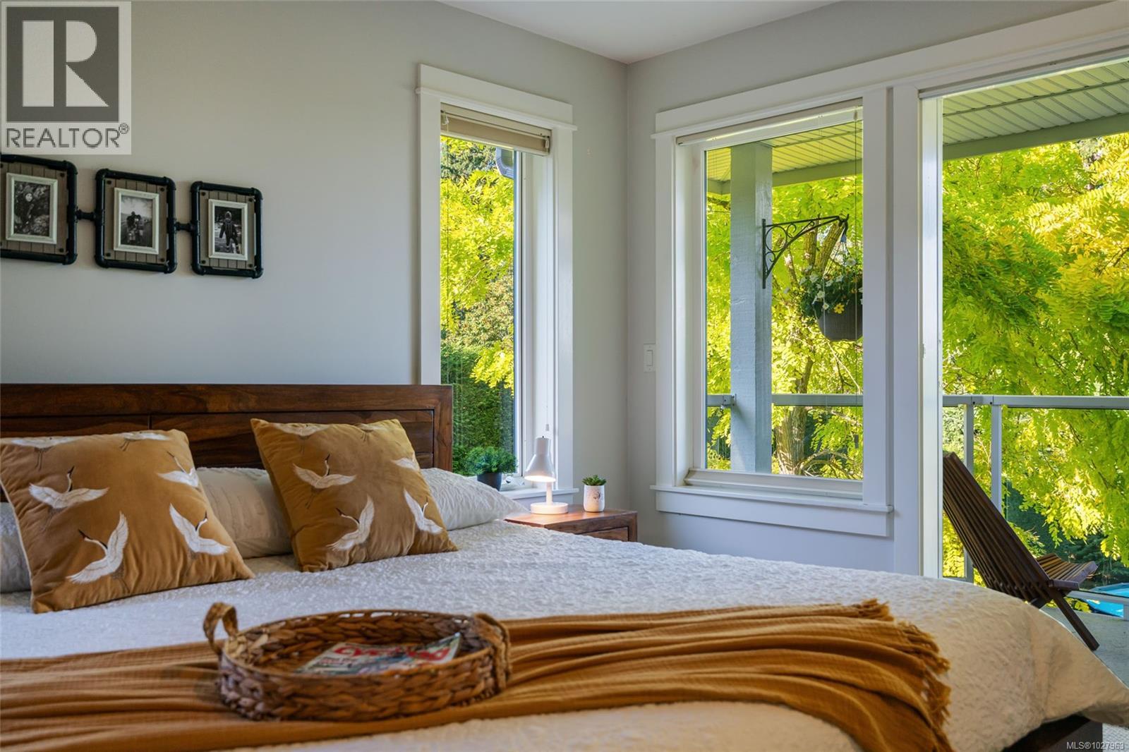 3557 COLLINGWOOD DR - 23