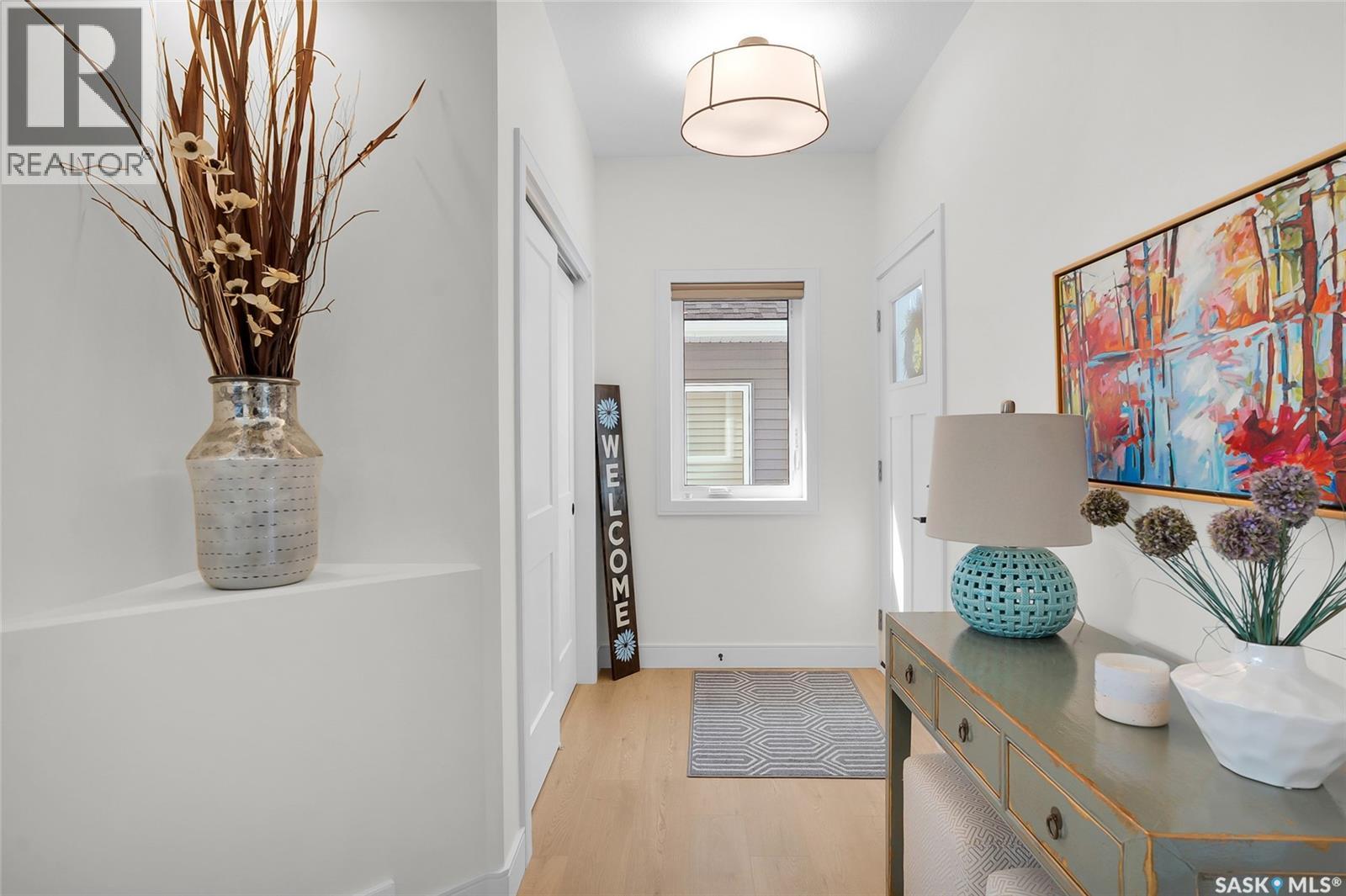 #9 437 PALMER CRESCENT - Image 2