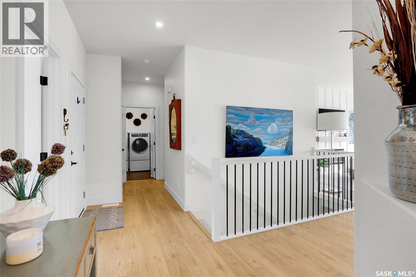 #9 437 PALMER CRESCENT - Image 3