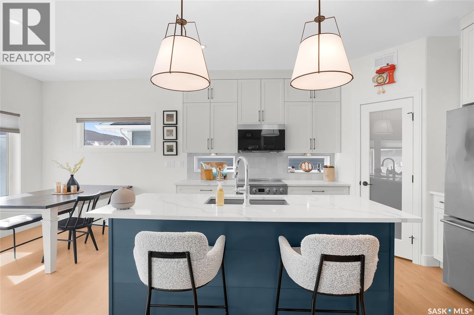 #9 437 PALMER CRESCENT - 7