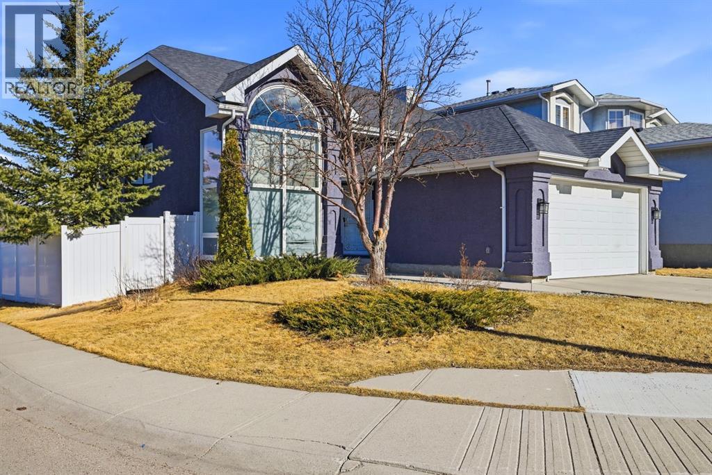Single Family House Bi-level for Sale in  Hidden Valley Drive NW Hidden Valley Calgary 