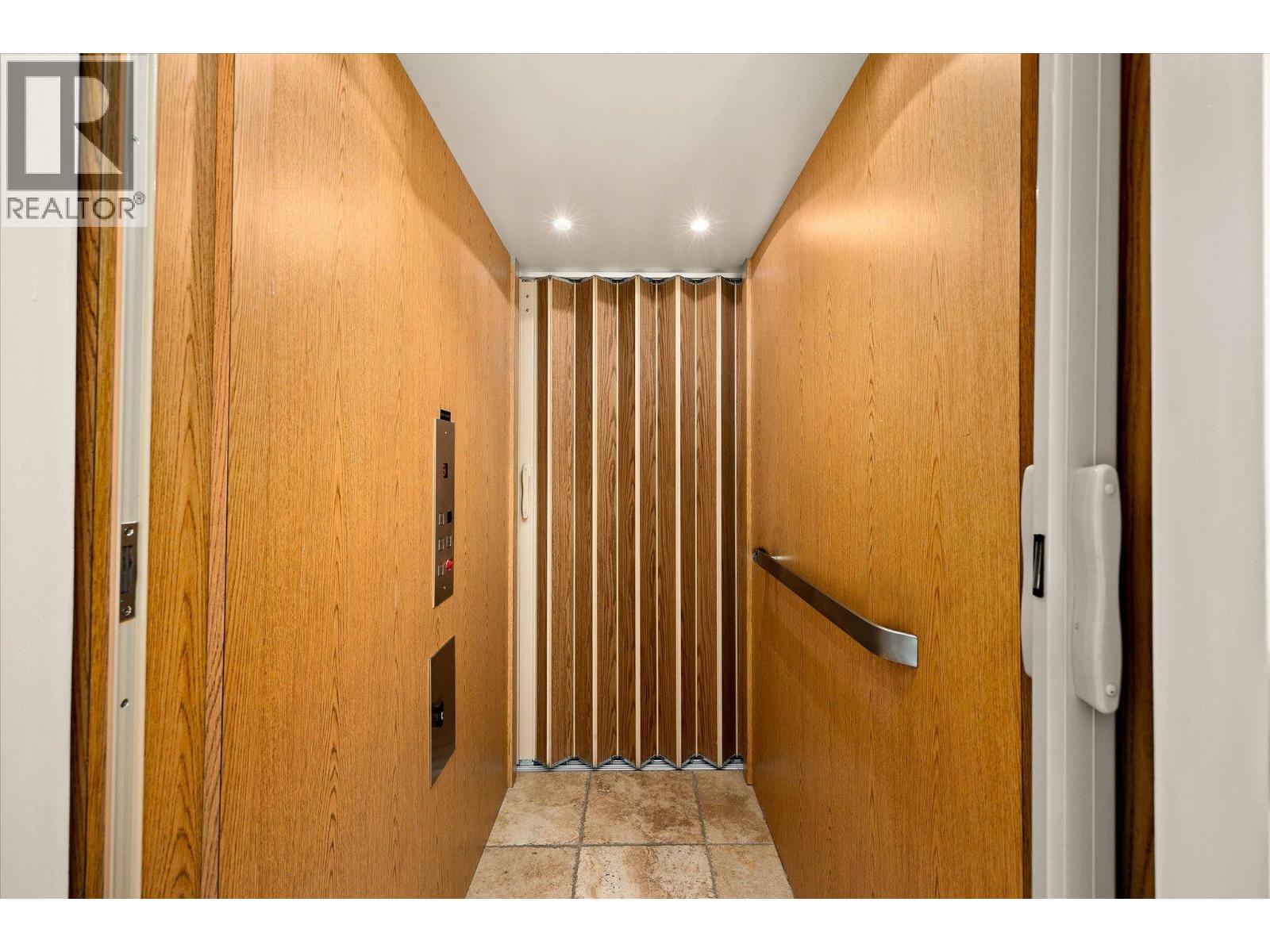 14419 Downton Avenue Unit# 206, Summerland