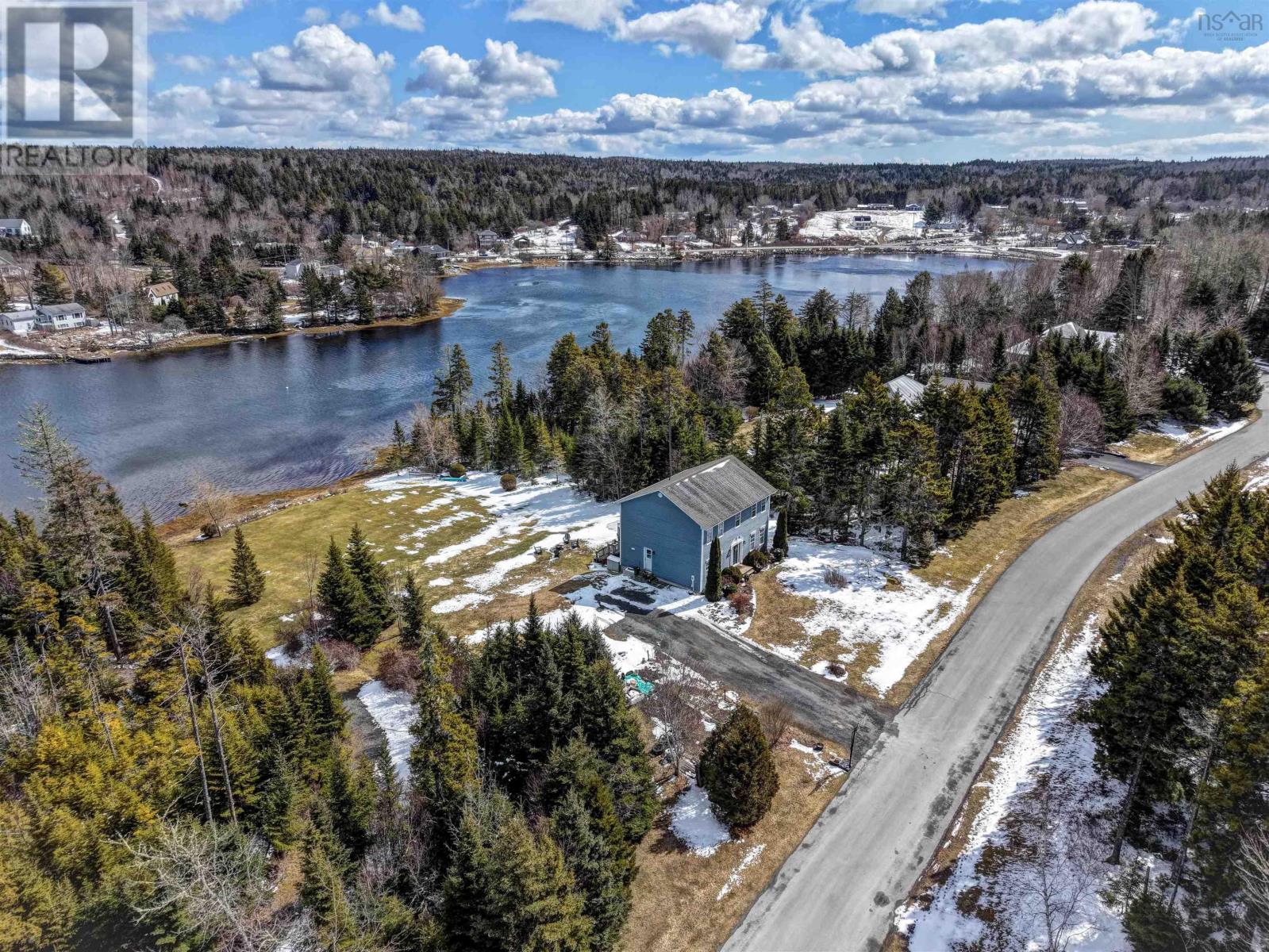 Property 7 of 49 of 71 Foxberry Hill