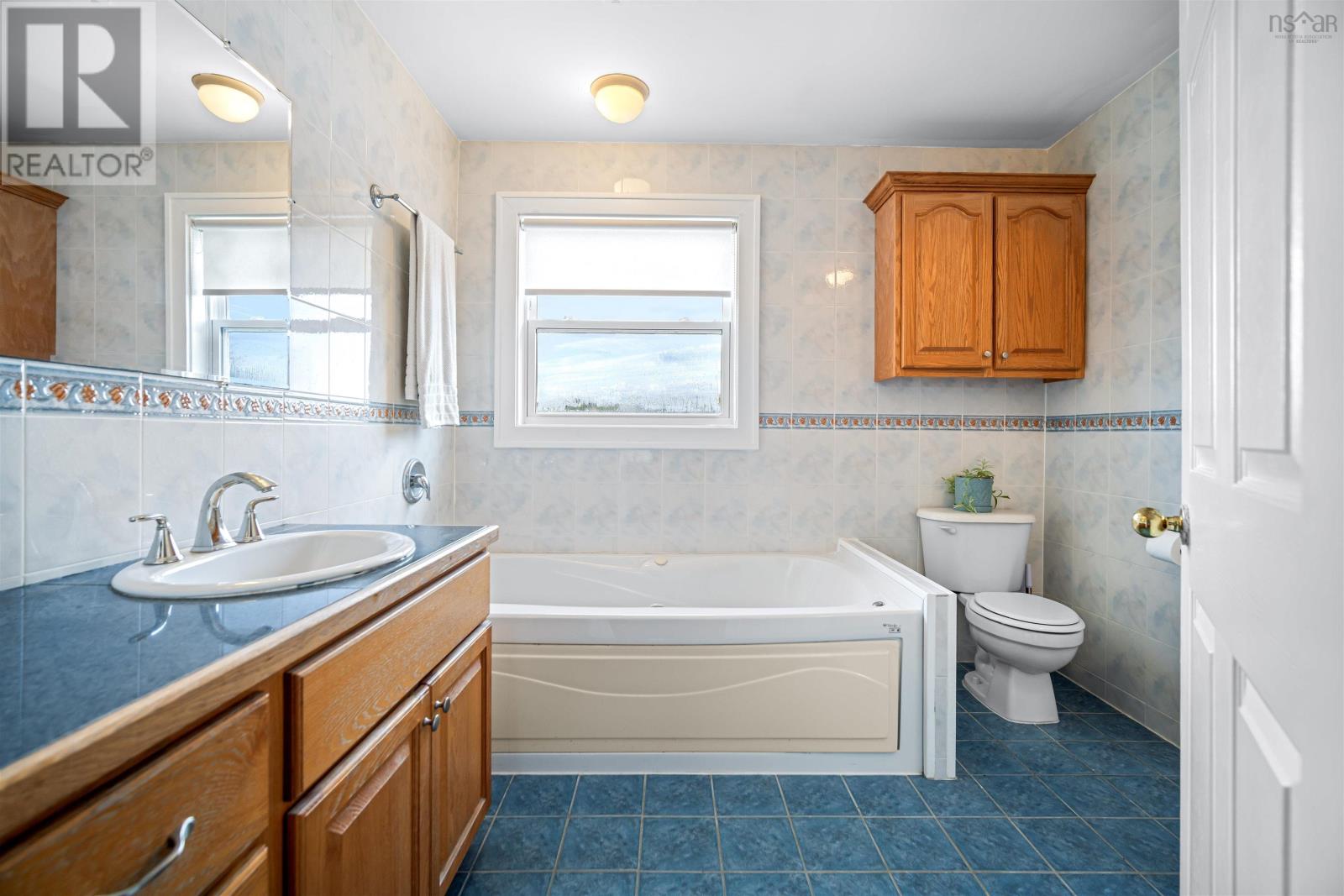 Property 27 of 49 of 71 Foxberry Hill