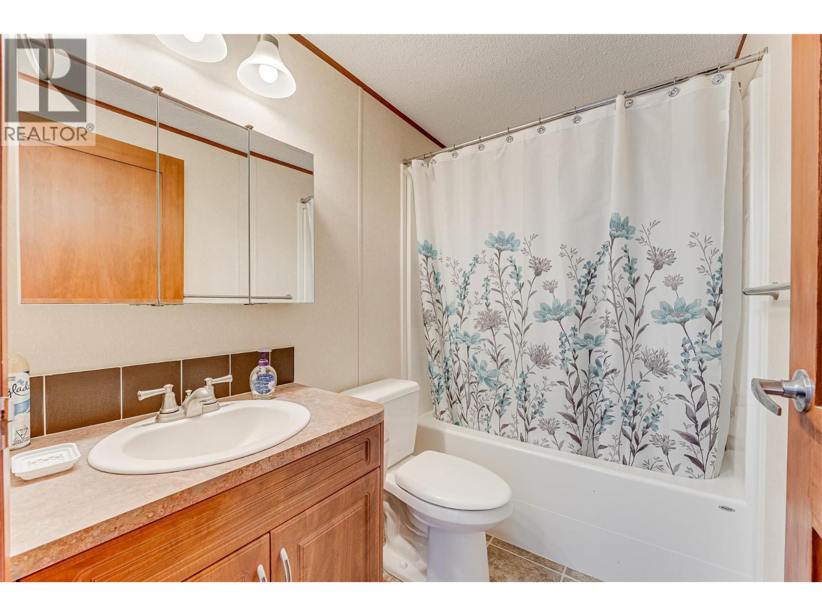 91 12560 Westside Road, Vernon