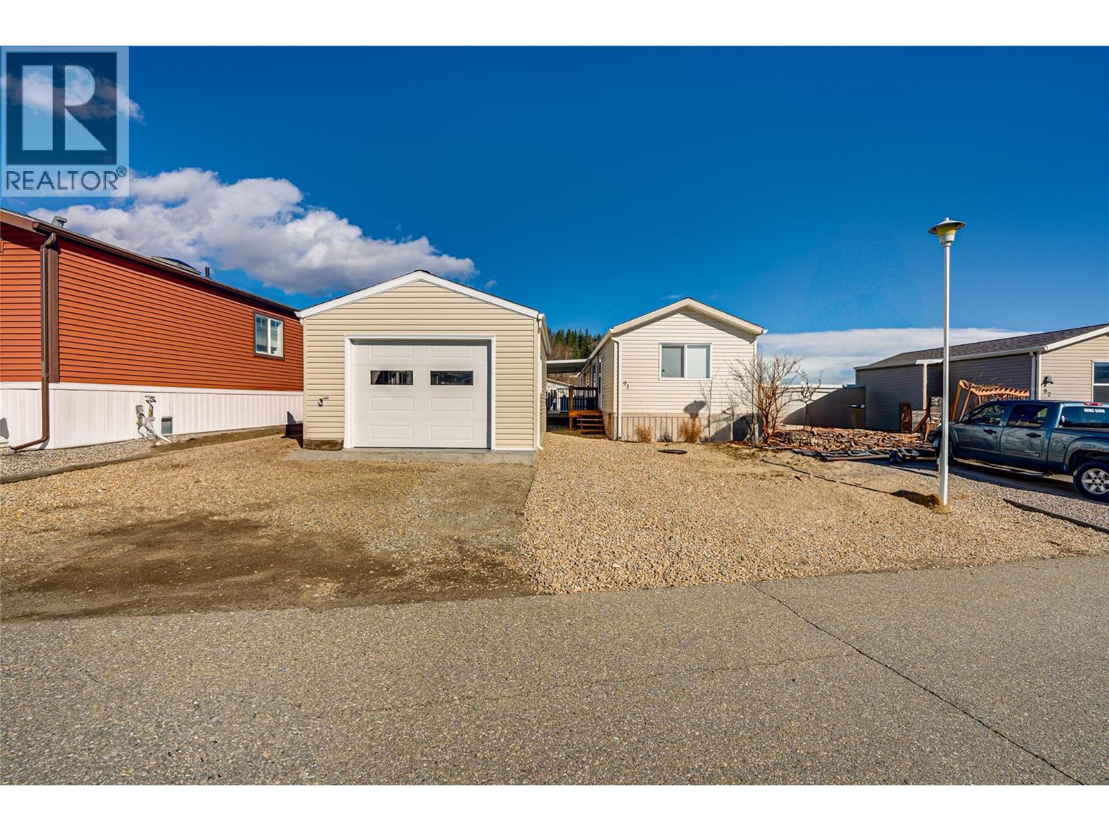 91 12560 Westside Road, Vernon