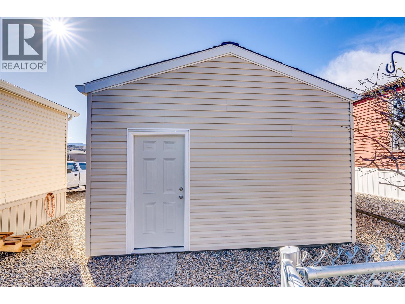 91 12560 Westside Road, Vernon