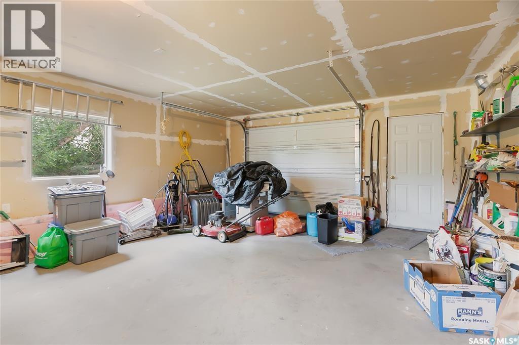 625 Aurora STREET - 23