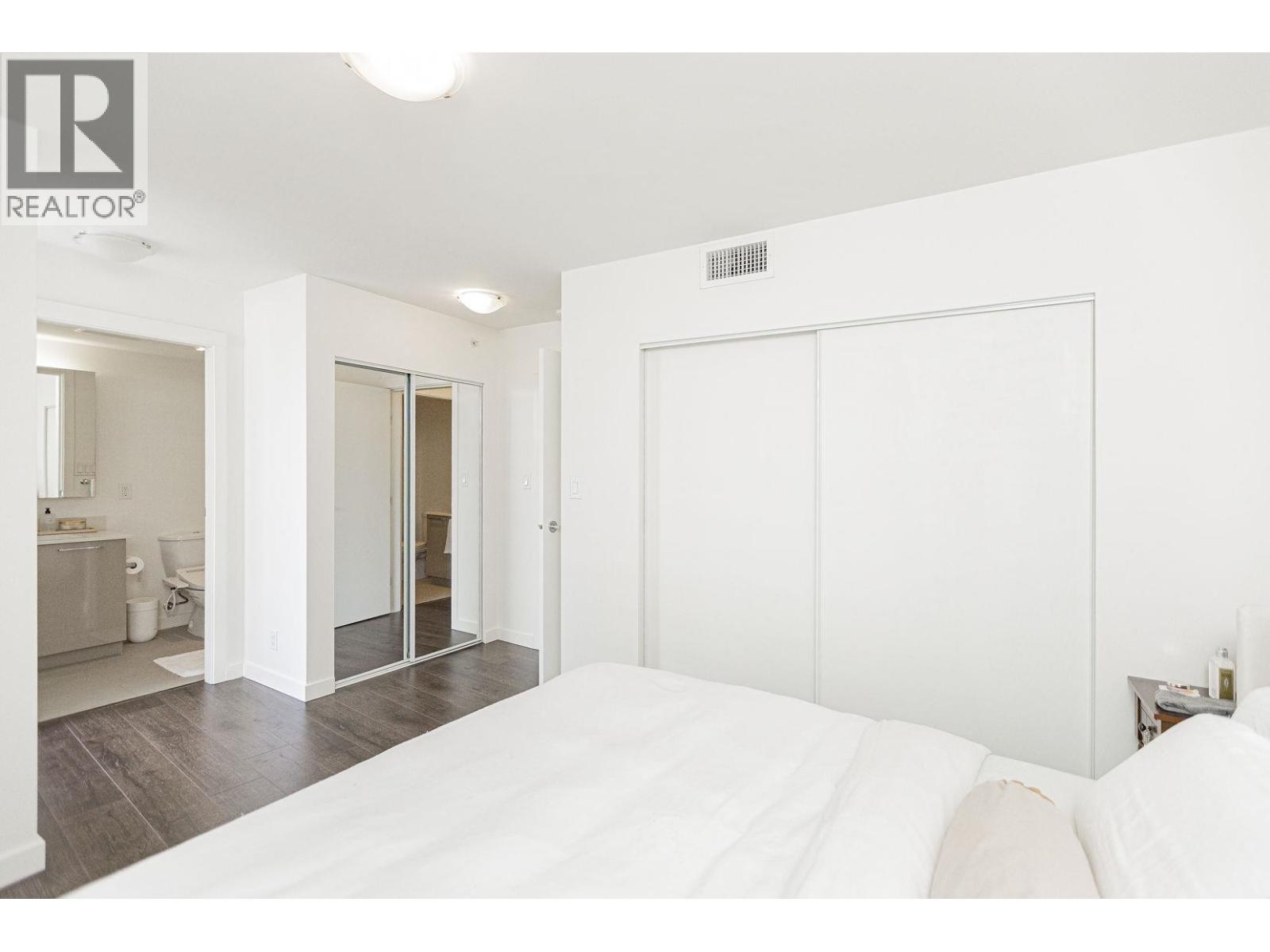 #10-7708 ALDERBRIDGE Way, Richmond