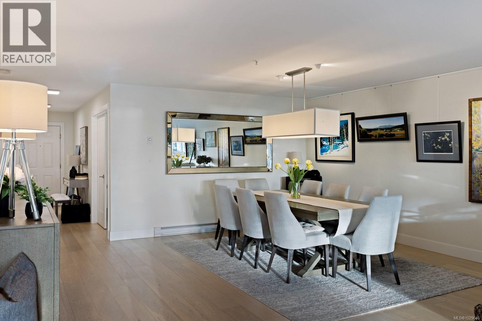 406 940 Boulderwood Rise, Saanich