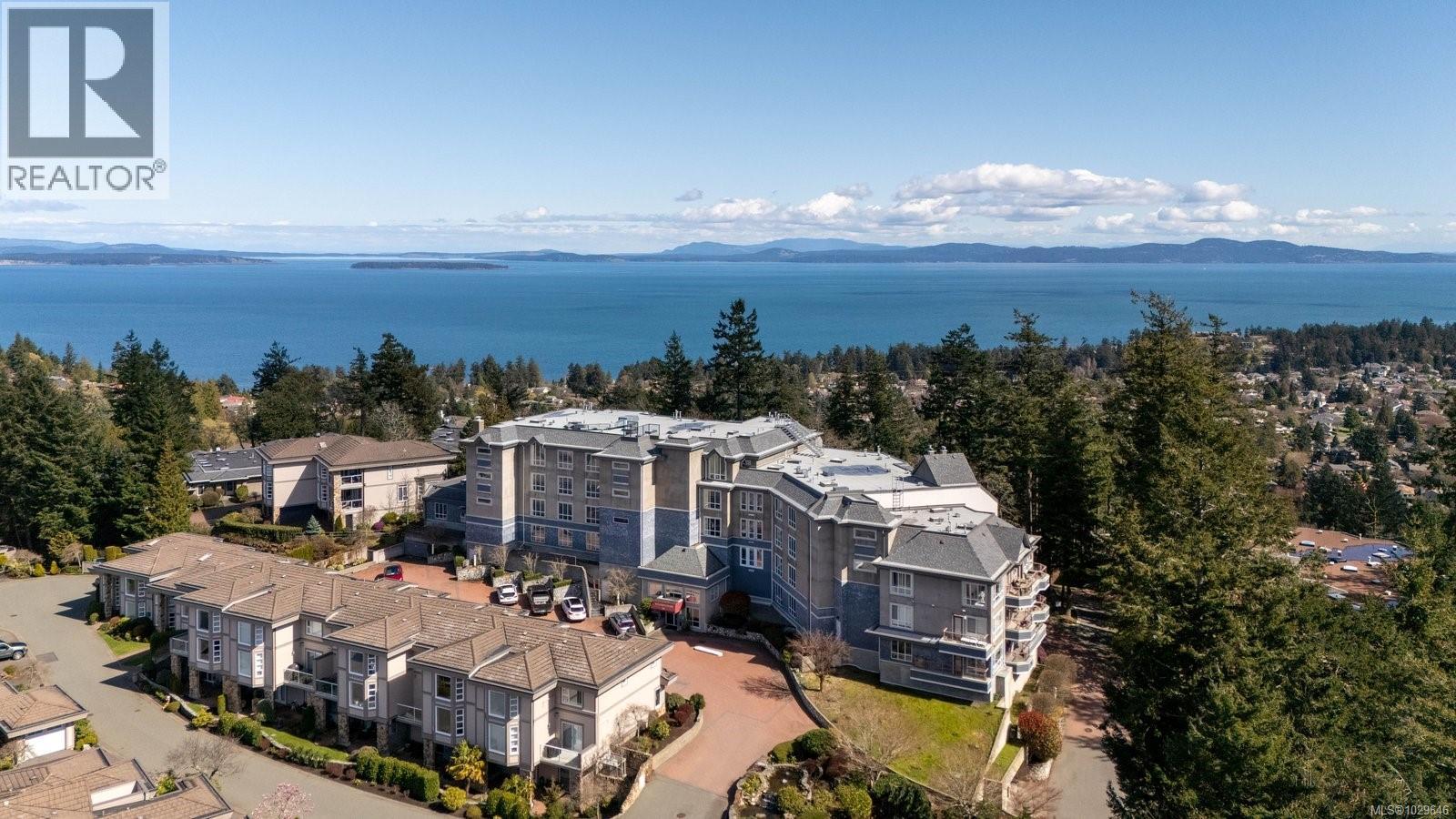 406 940 Boulderwood Rise, Saanich