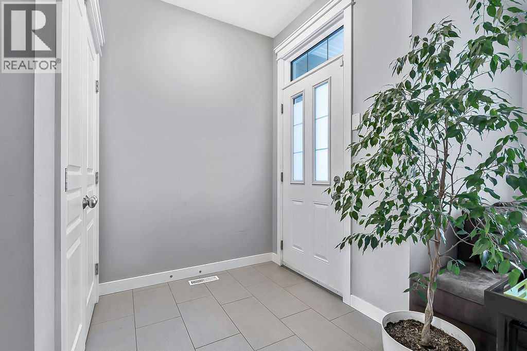 147 River Heights Drive, Cochrane