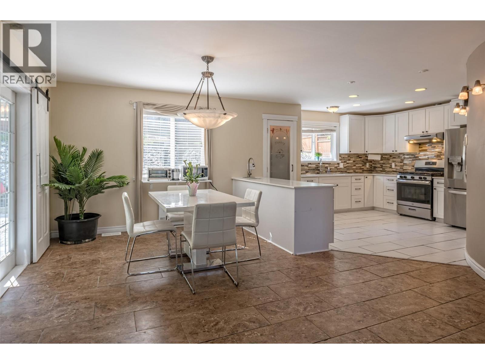 10718 Pinecrest Road - 9