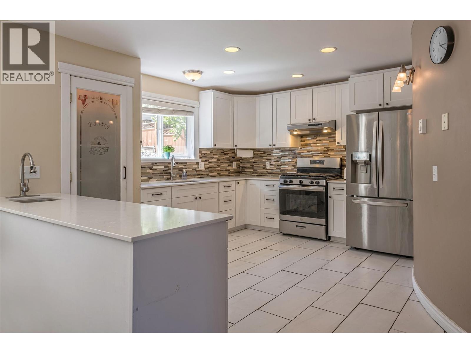 10718 Pinecrest Road - 10