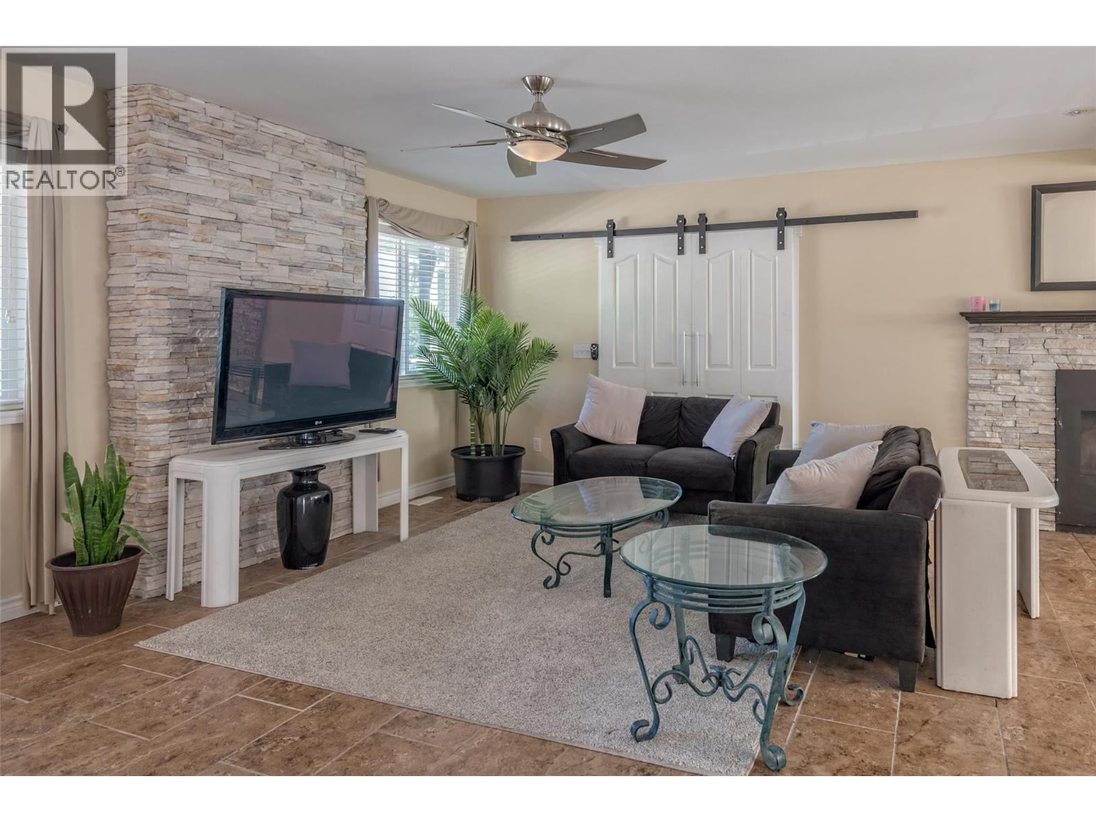 10718 Pinecrest Road - 6