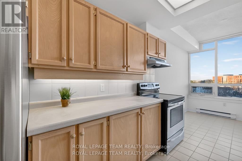 503 - 1480 RIVERSIDE DRIVE — photo 22