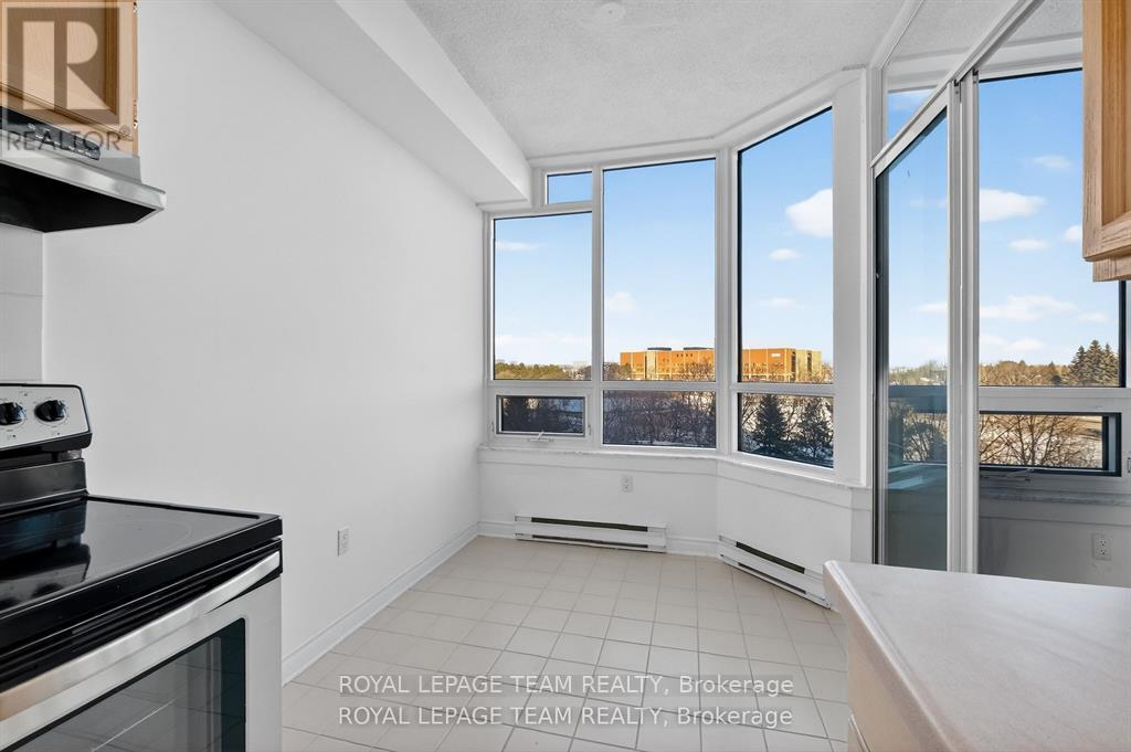 503 - 1480 RIVERSIDE DRIVE — photo 24