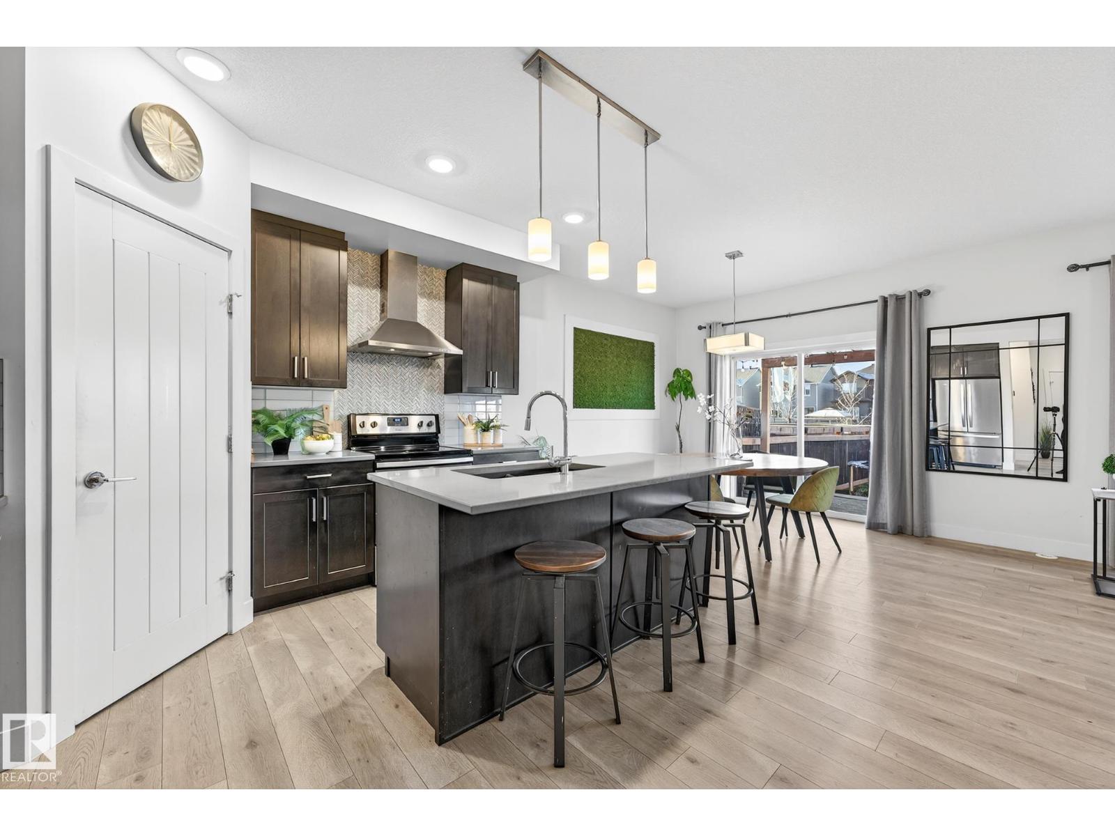 1803 DUMONT CR SW - 4