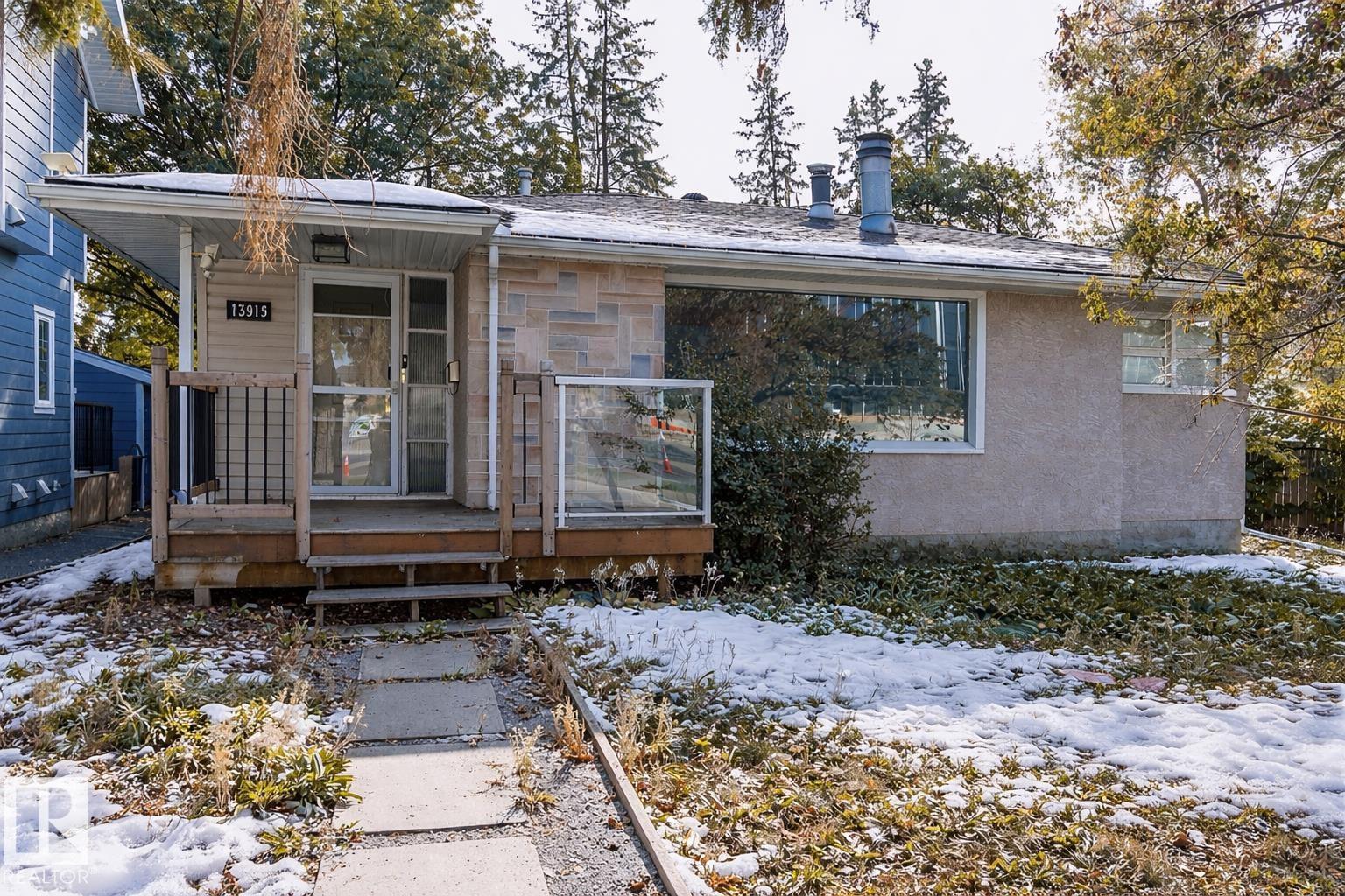 13915 102 AV NW, Edmonton