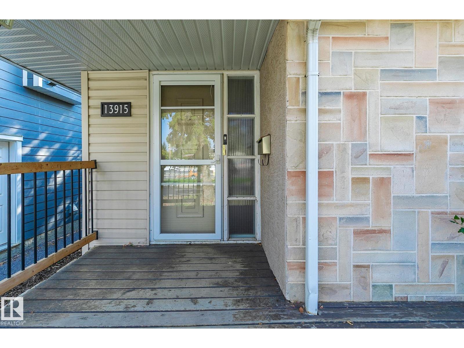 13915 102 AV NW, Edmonton