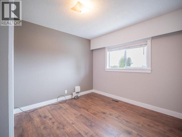 4683 FERNWOOD AVE - 18