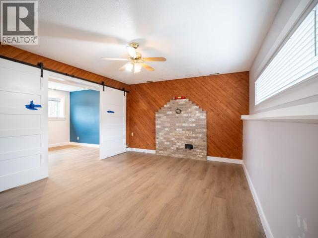 4683 FERNWOOD AVE - 22