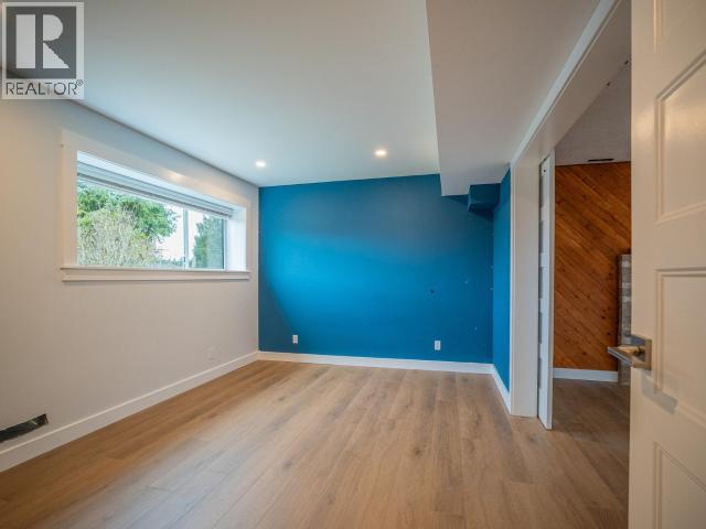 4683 FERNWOOD AVE - 25