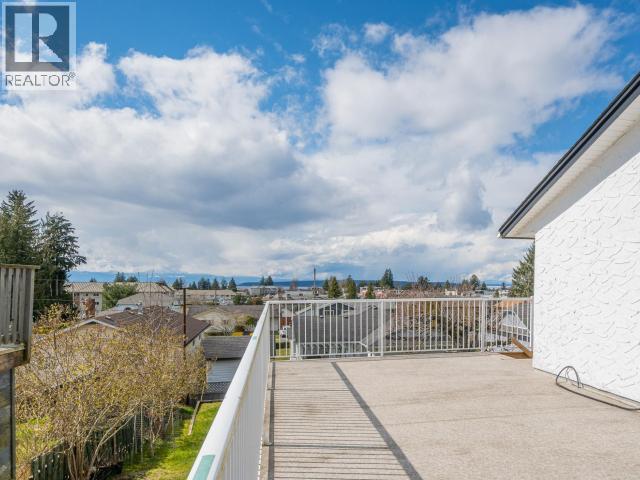 4683 FERNWOOD AVE - 36