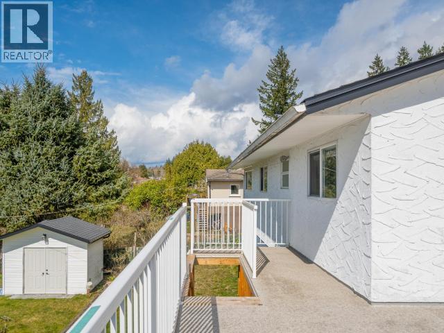 4683 FERNWOOD AVE - 37