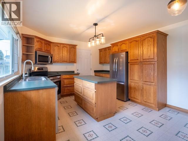 4683 FERNWOOD AVE - 4