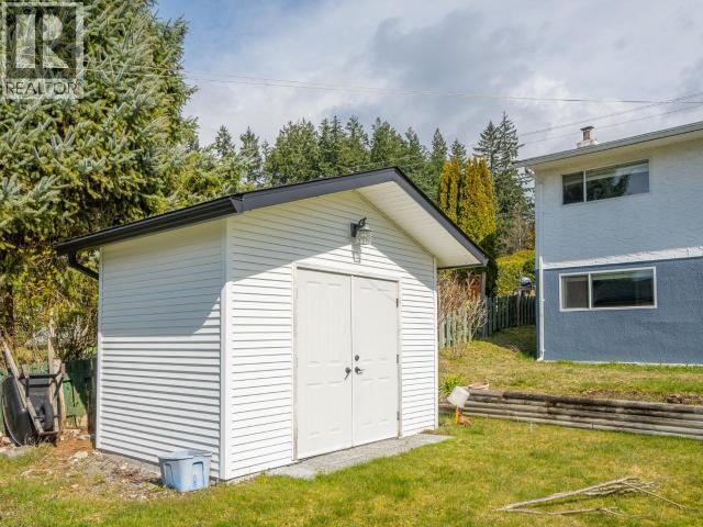 4683 FERNWOOD AVE - 42