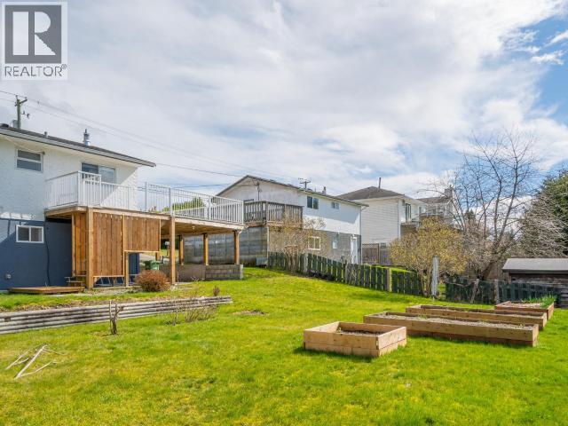 4683 FERNWOOD AVE - 44