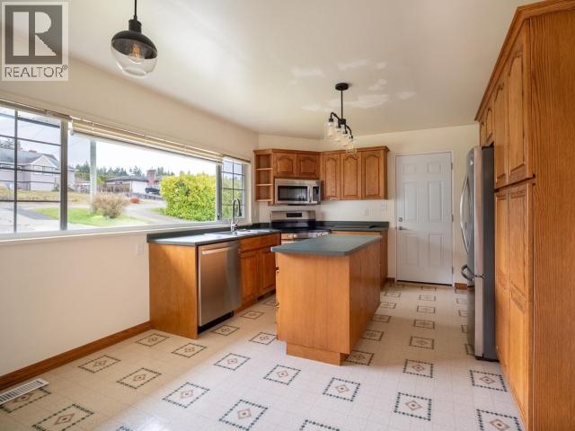 4683 FERNWOOD AVE - 5