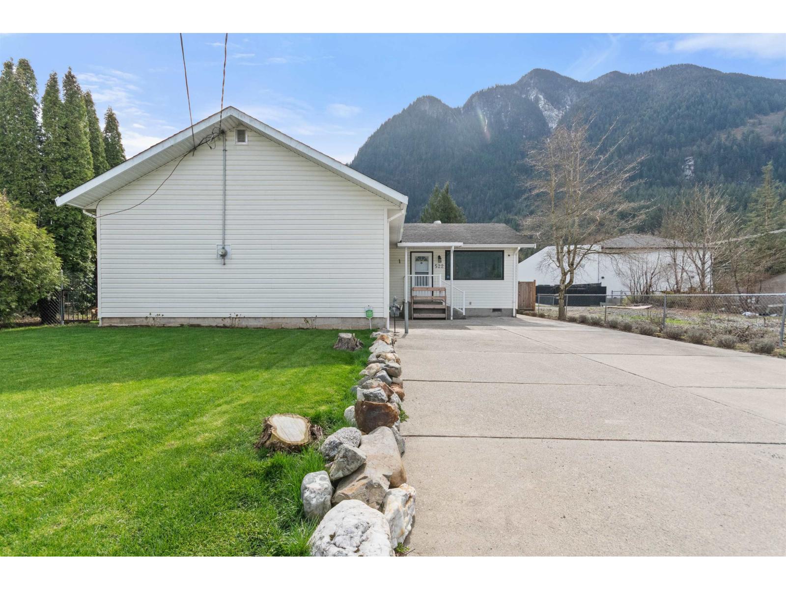 522 RAAB STREET, Hope, Hope