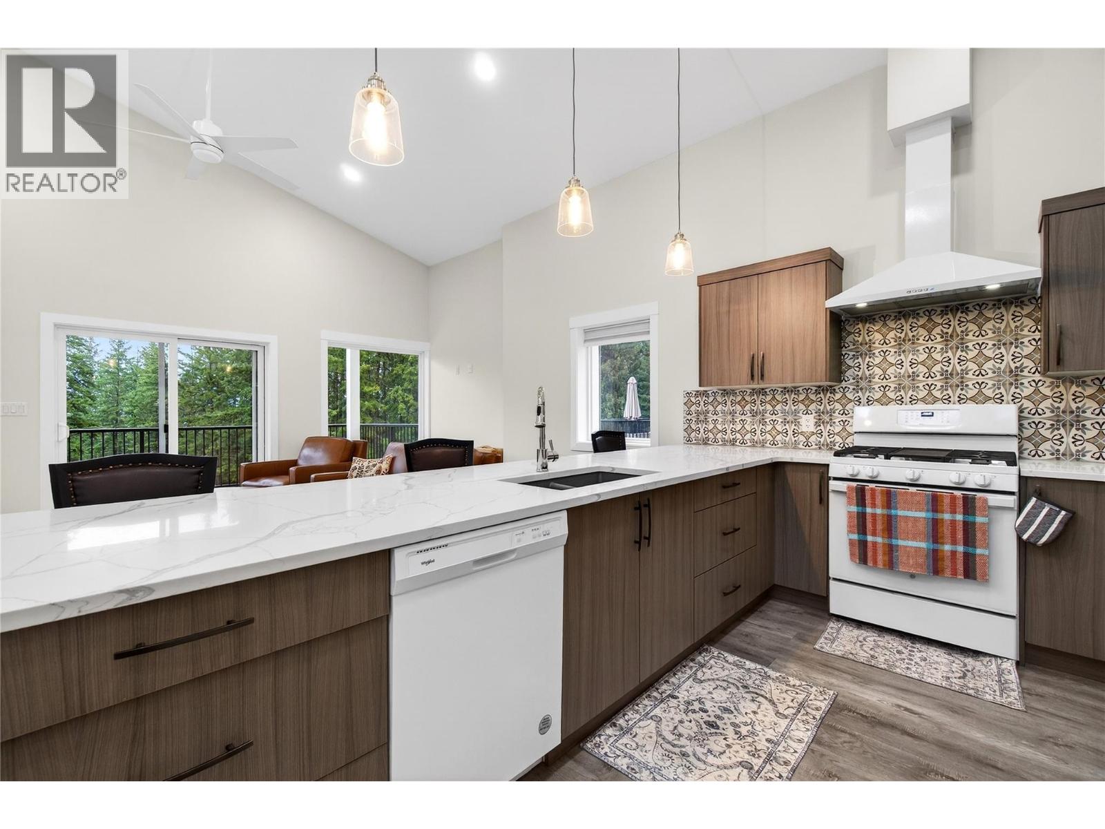 3044 Cedar Drive, Blind Bay