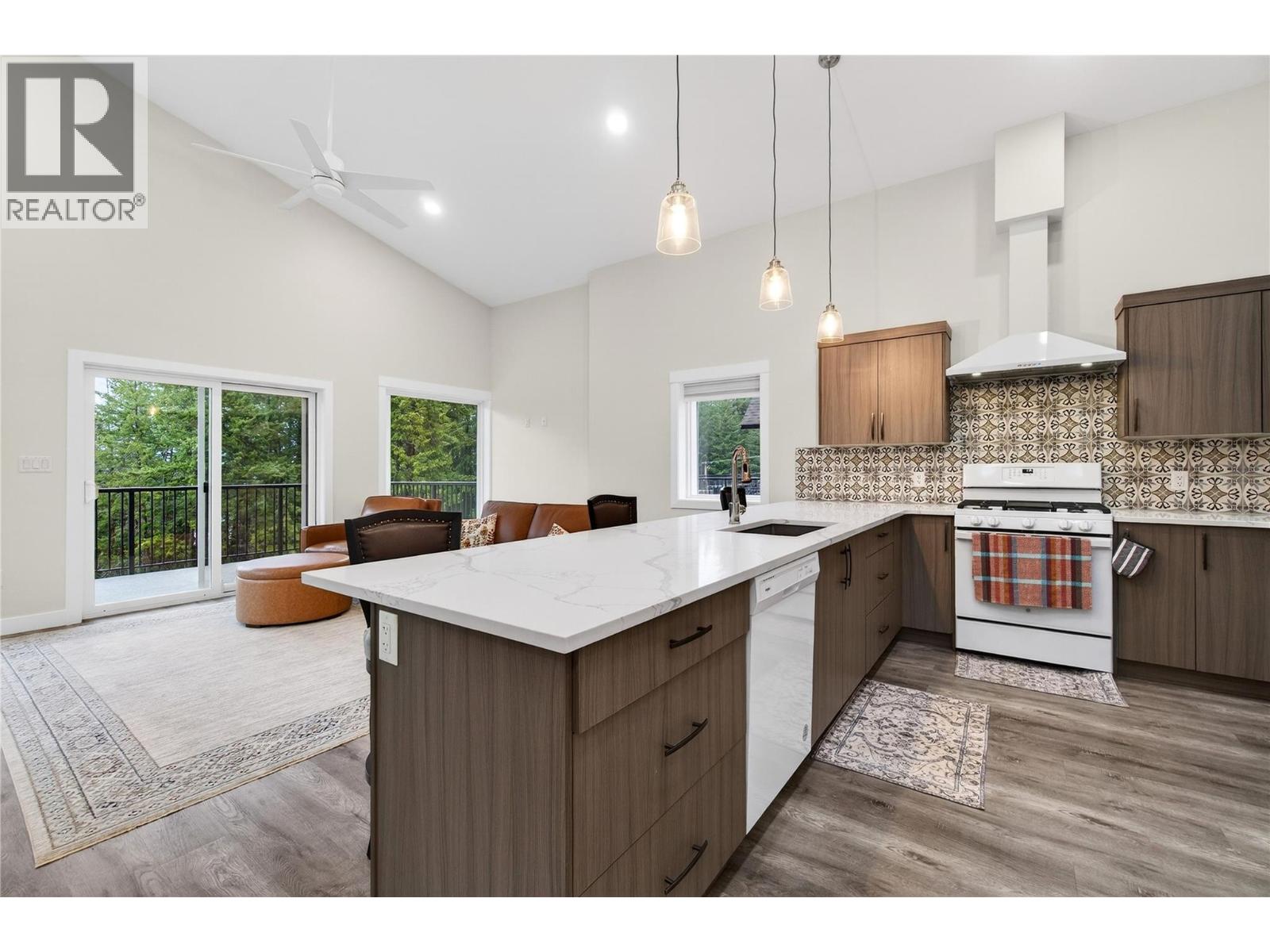 3044 Cedar Drive, Blind Bay