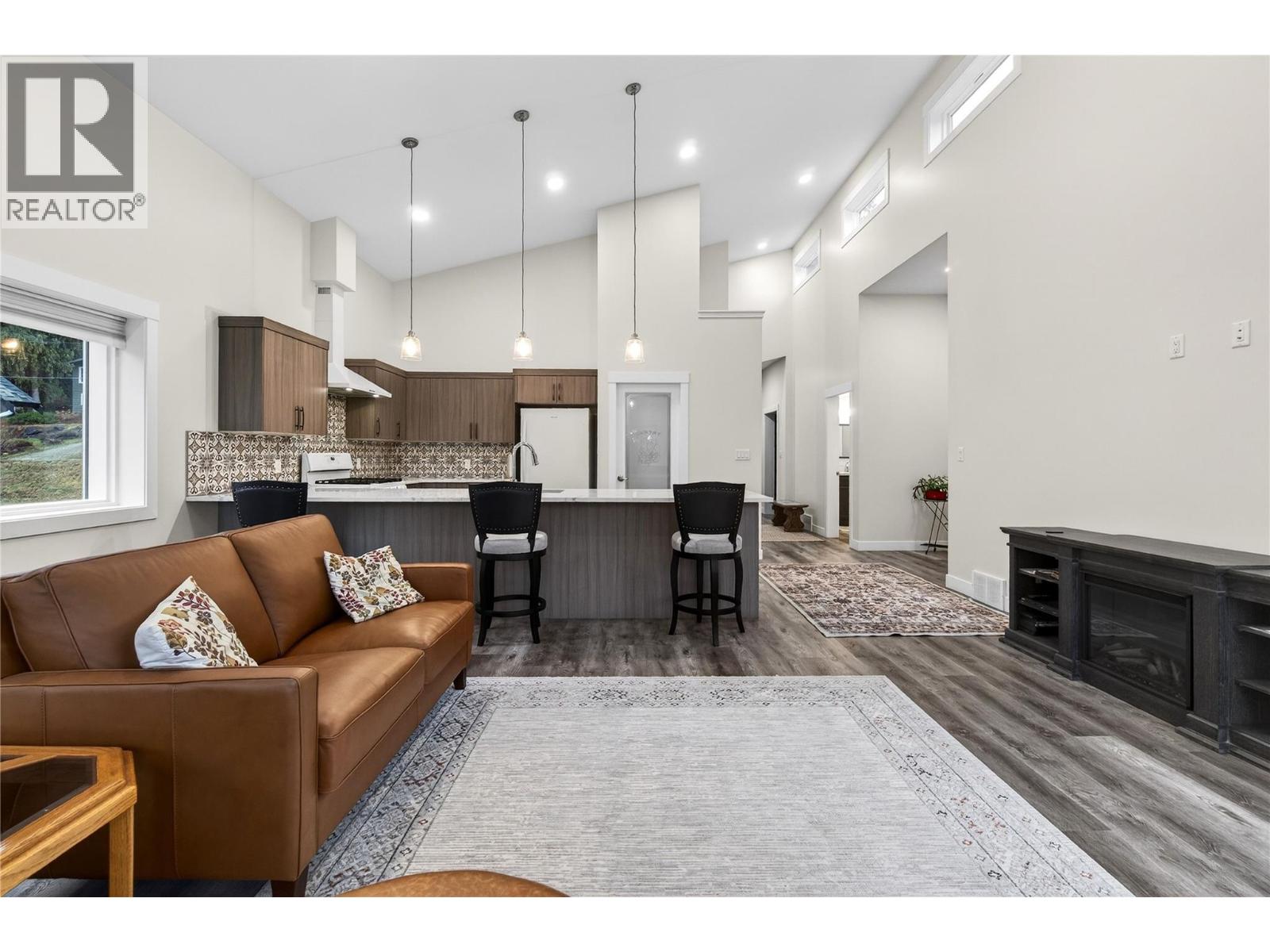 3044 Cedar Drive, Blind Bay