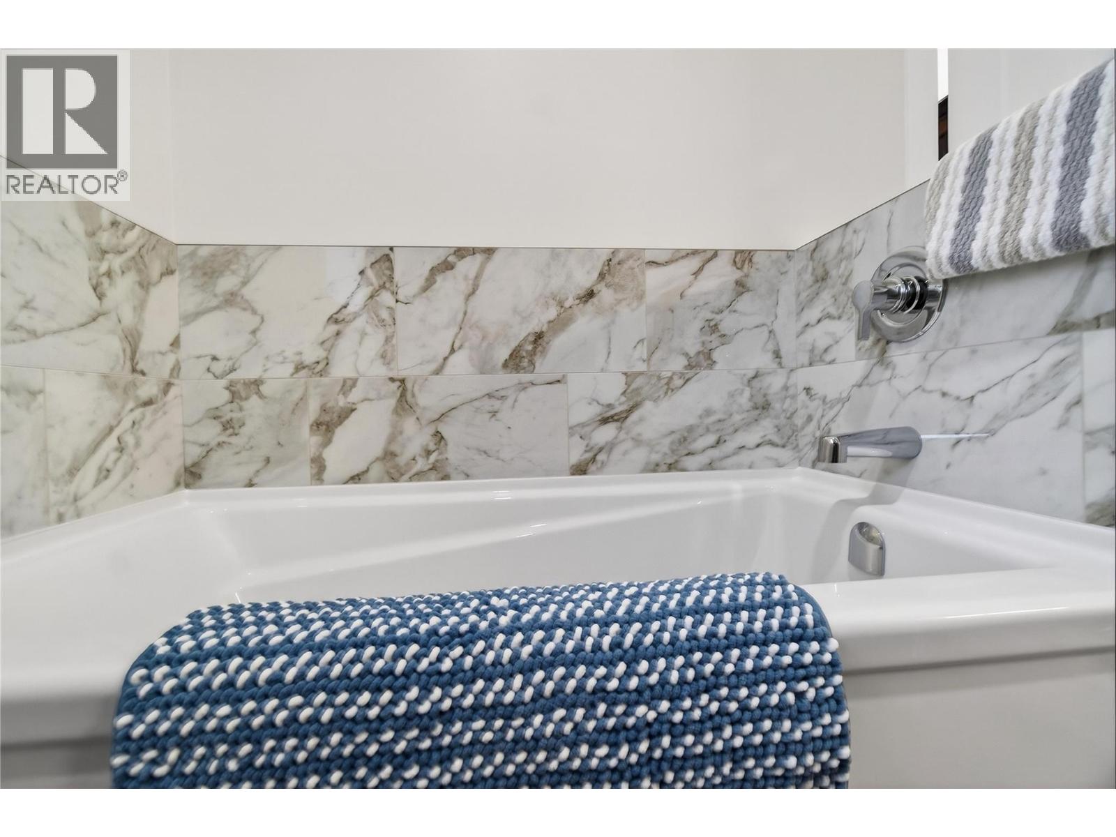 3044 Cedar Drive, Blind Bay