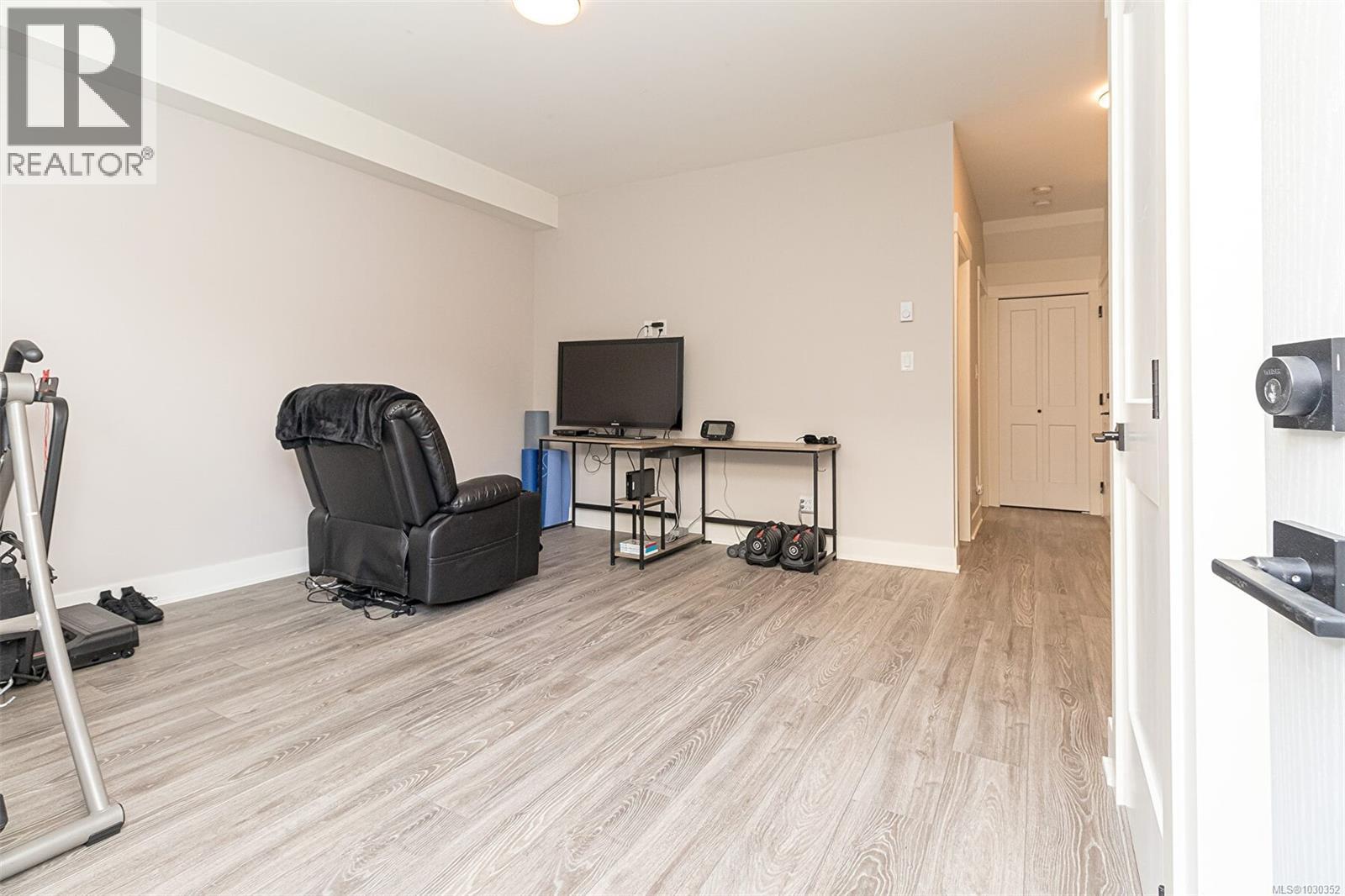 1153 SMOKEHOUSE CRES - 27