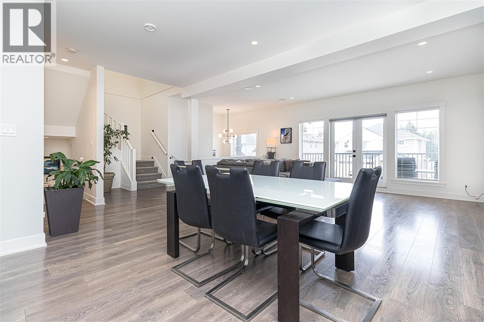 1153 SMOKEHOUSE CRES - 11