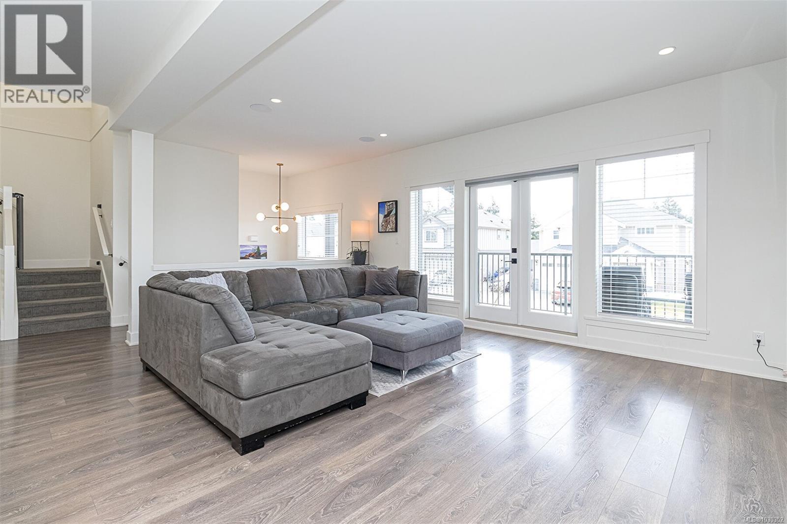 1153 SMOKEHOUSE CRES - 7