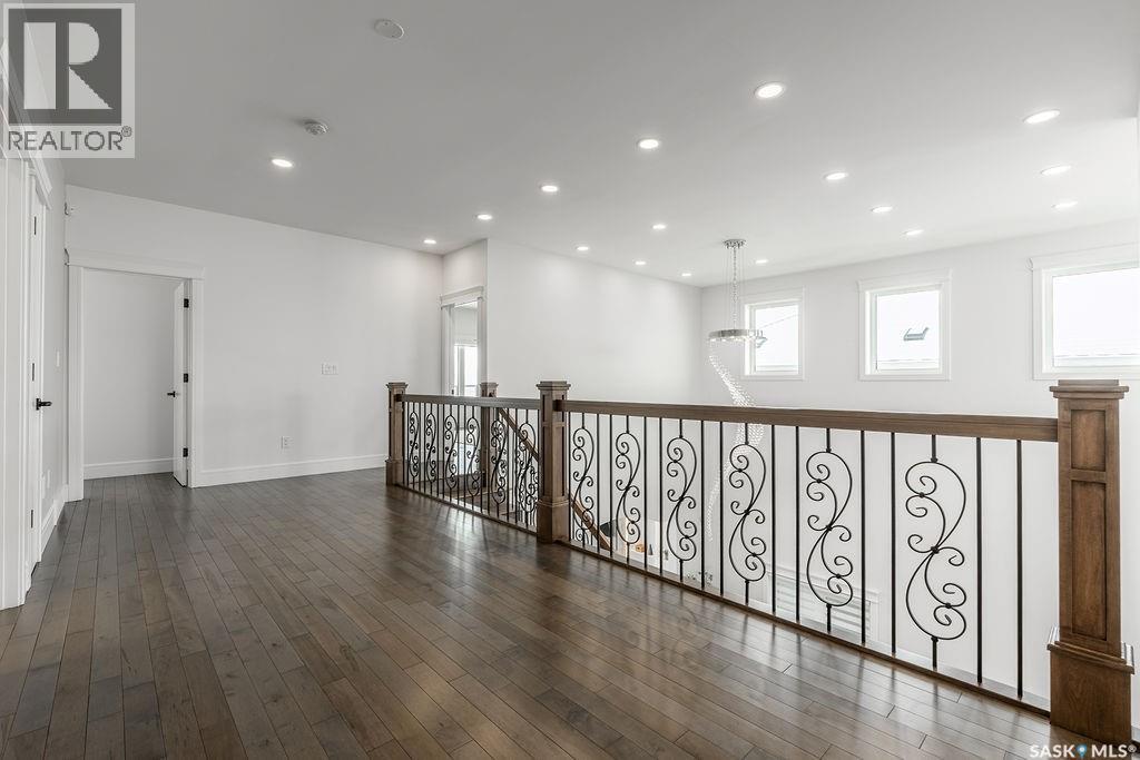 623 KENASCHUK CRESCENT - 27