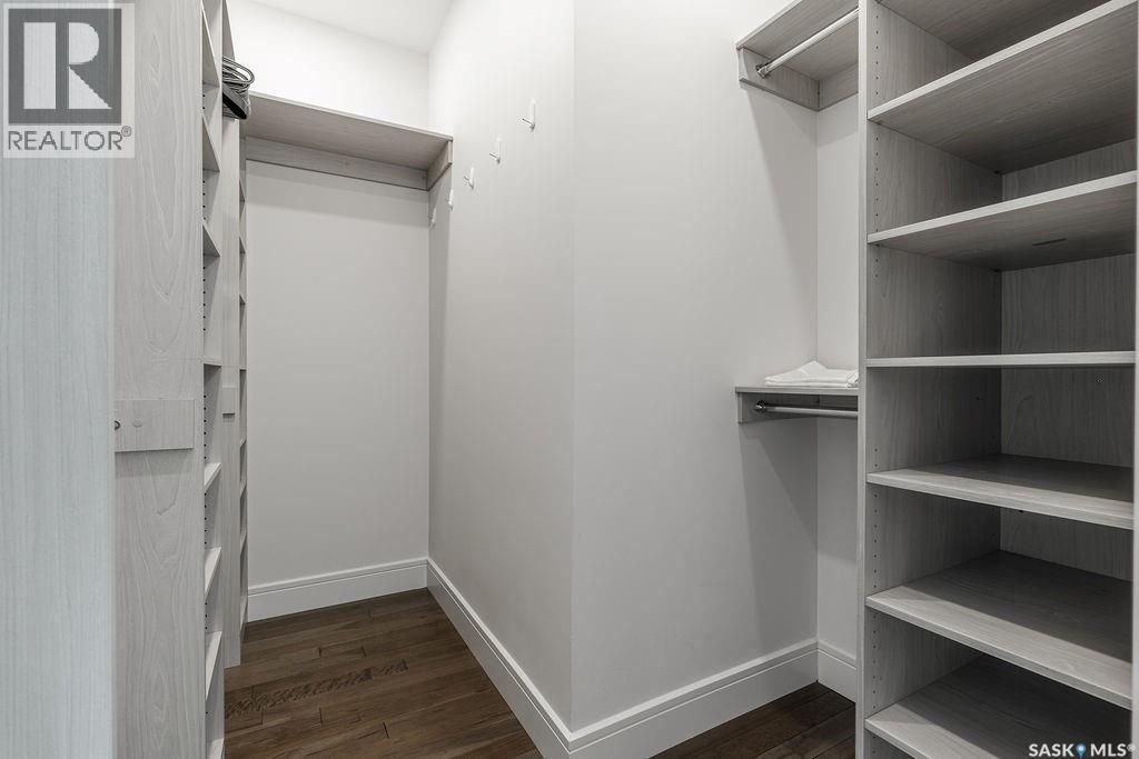 623 KENASCHUK CRESCENT - 30