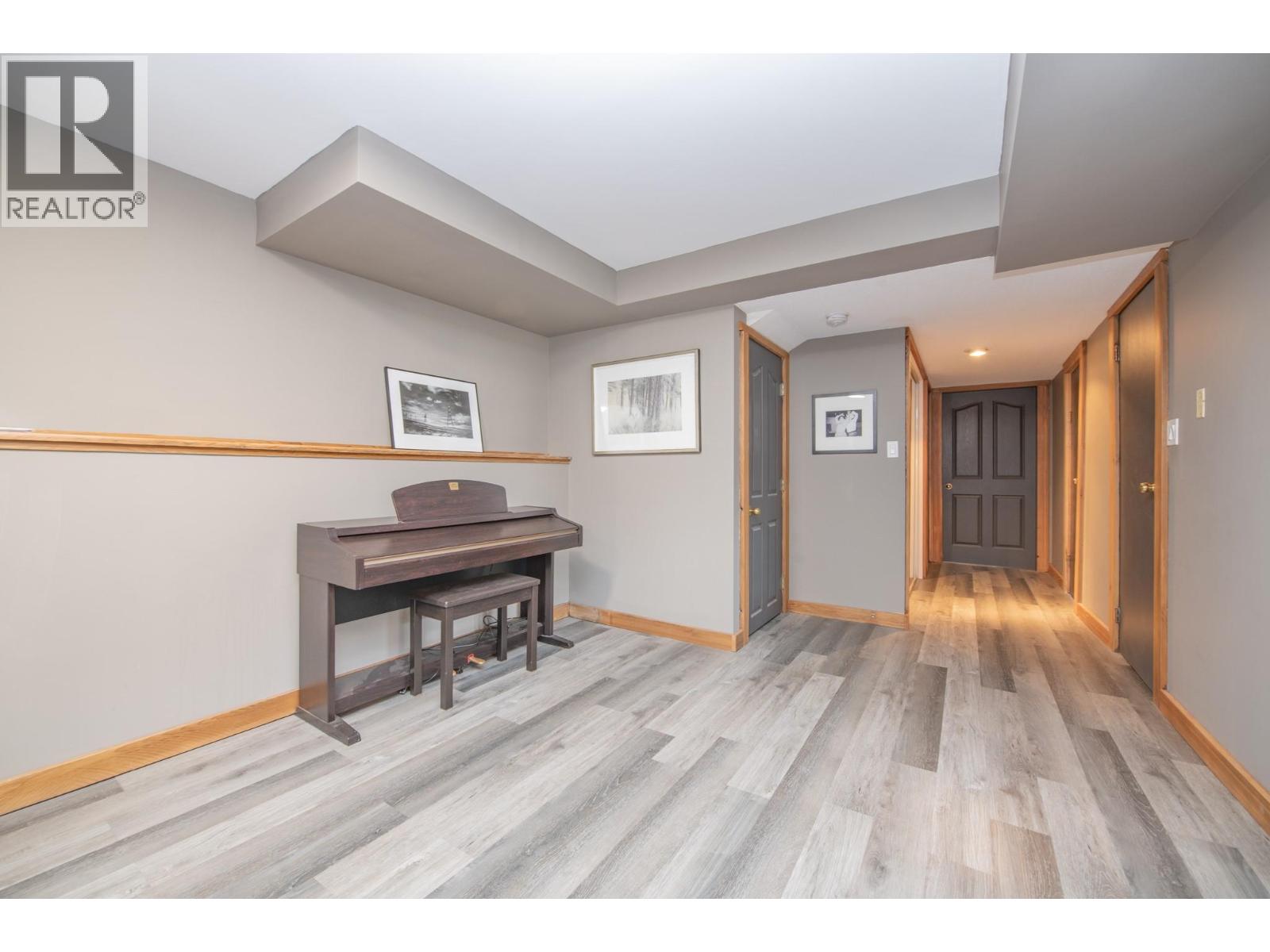  303 Lumby Mabel Lake Road, Lumby