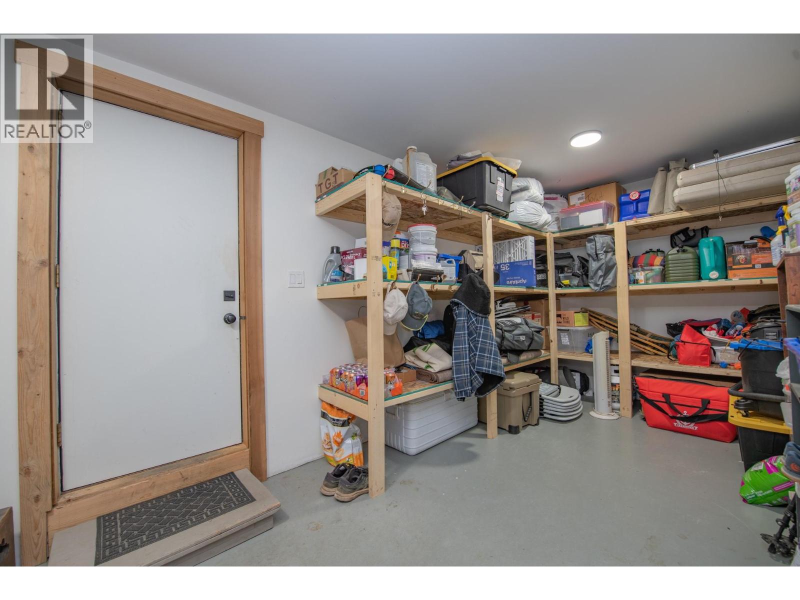  303 Lumby Mabel Lake Road, Lumby