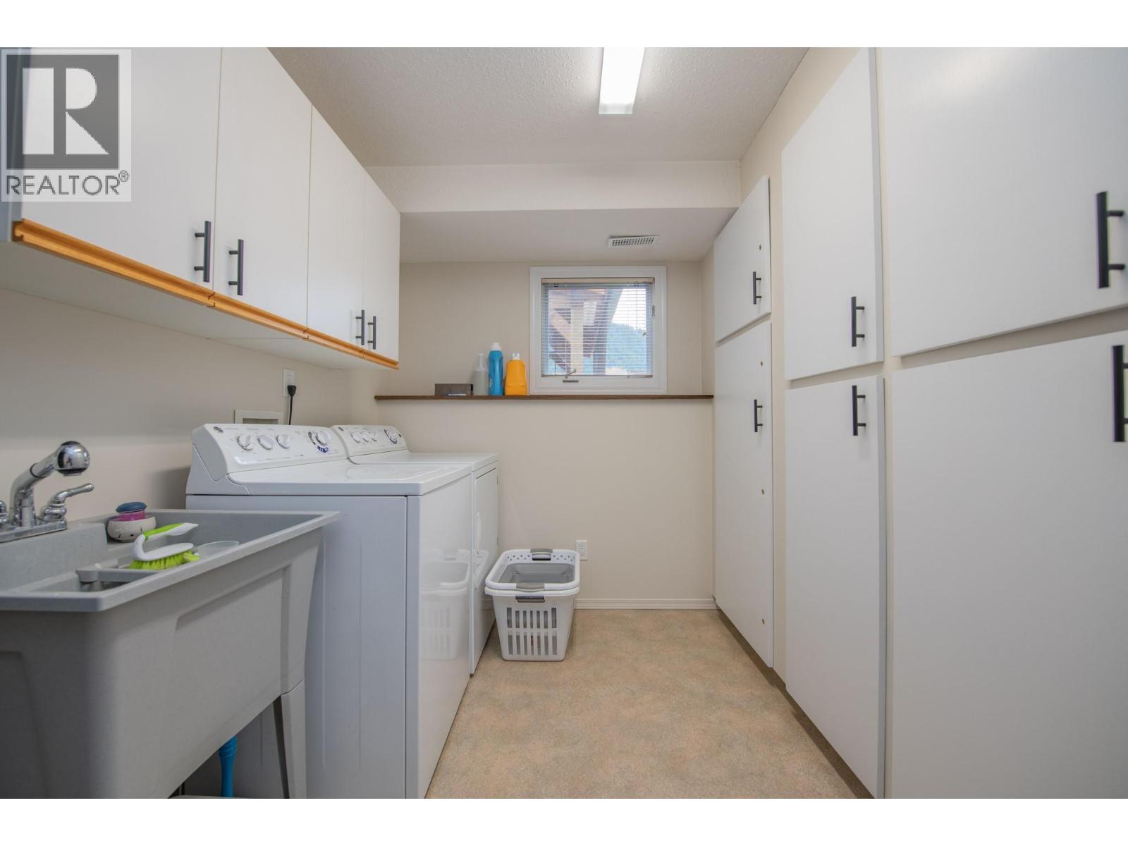 303 Lumby Mabel Lake Road - 30