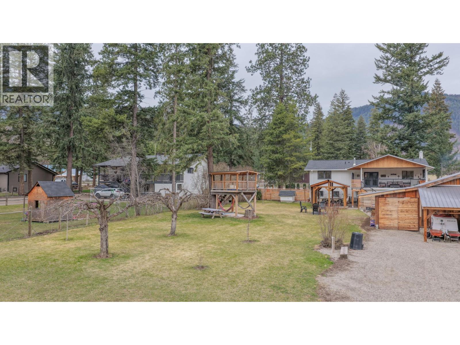 303 Lumby Mabel Lake Road - 36