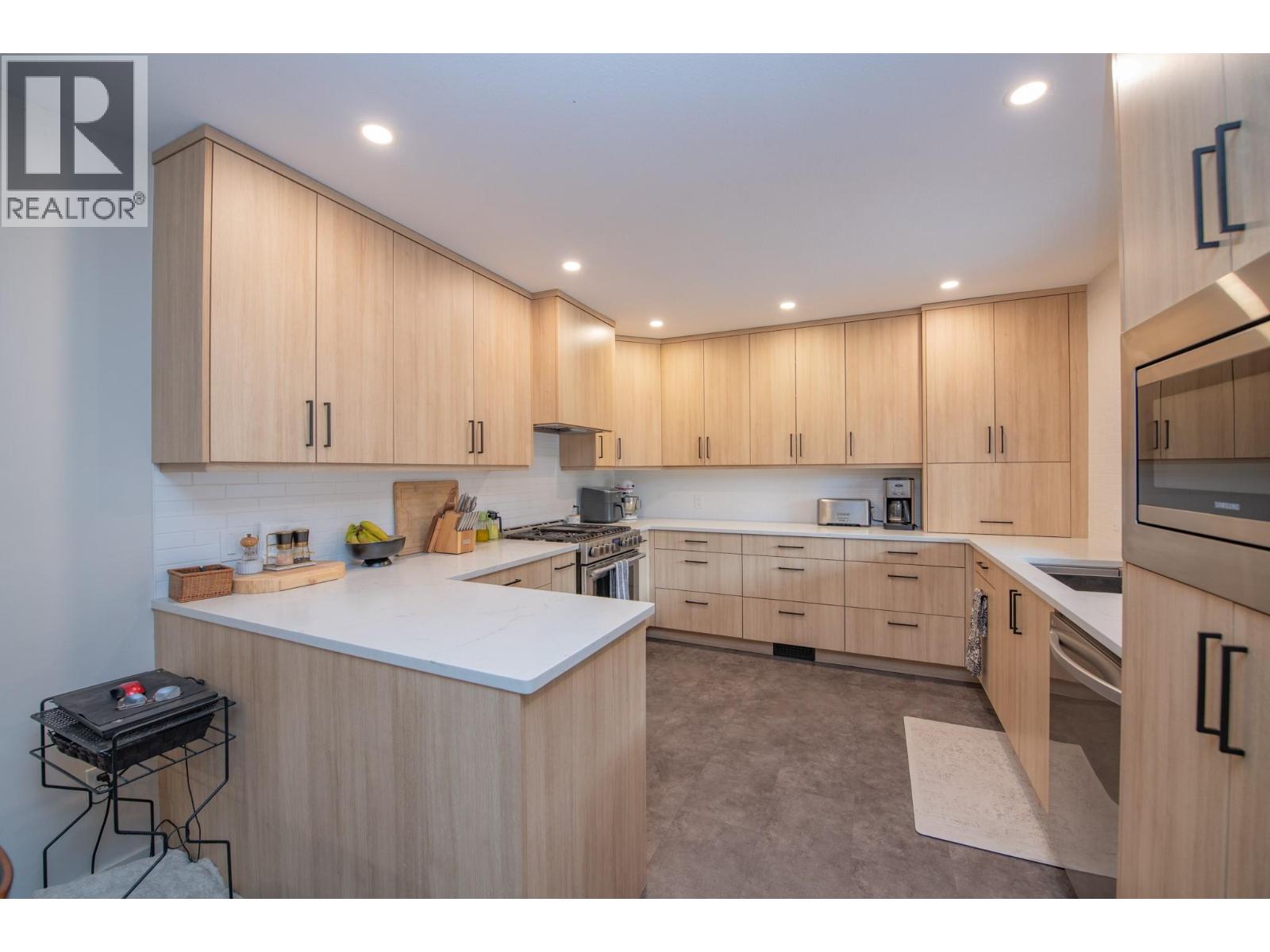  303 Lumby Mabel Lake Road, Lumby